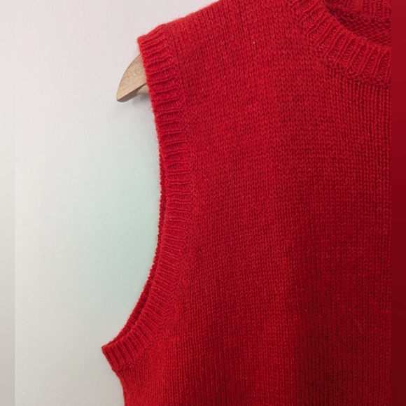 Vintage Shetland Wool Embroidered Teddy Bear Sweater Vest - Picture 5 of 13